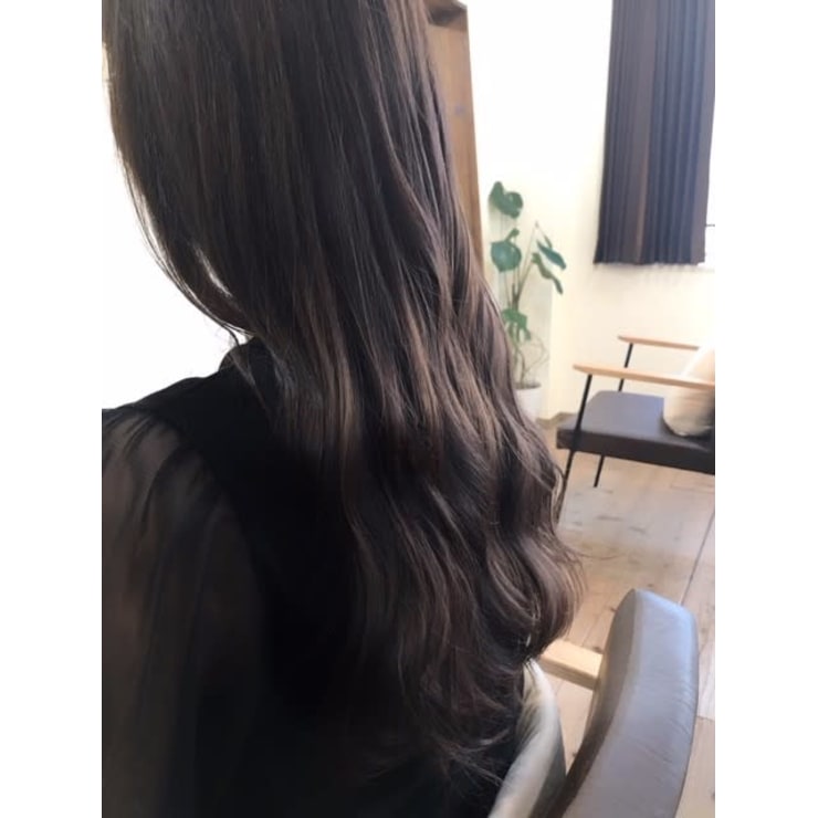 低刺激なオーガニックカラーでトーンダウンさせよう Nest ネスト のヘアスタイル 美容院 美容室を予約するなら楽天ビューティ