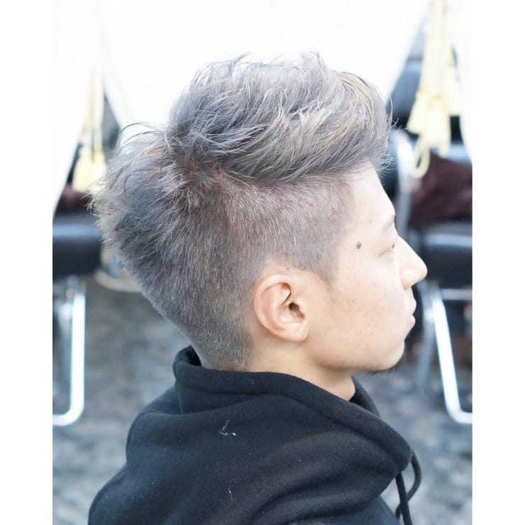 シルバーアッシュ Full Bloom フルブルーム のヘアスタイル 美容院 美容室を予約するなら楽天ビューティ