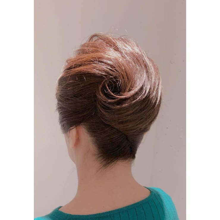 短い髪でも出来る大人のまとめ髪 Hair Make Opsis オプシス のヘアスタイル 美容院 美容室を予約するなら楽天ビューティ