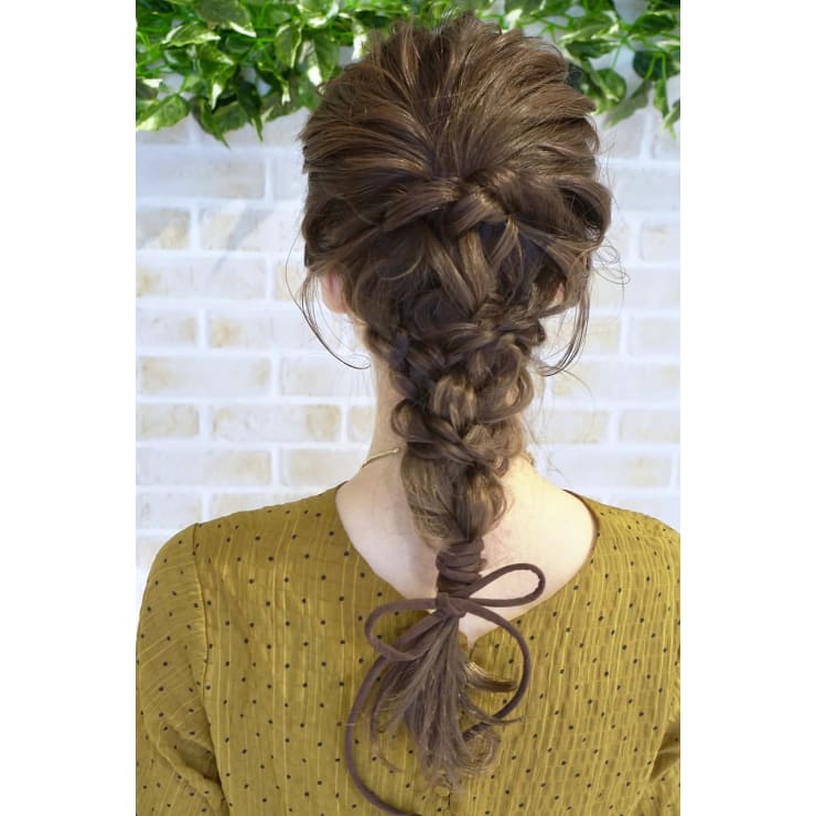 卒業式 結婚式のヘアセットにお任せください ヘアセットの時間外予約も承っております Gold Woodpecker ゴールドウッドペッカー のこだわり特集 美容院 美容室を予約するなら楽天ビューティ