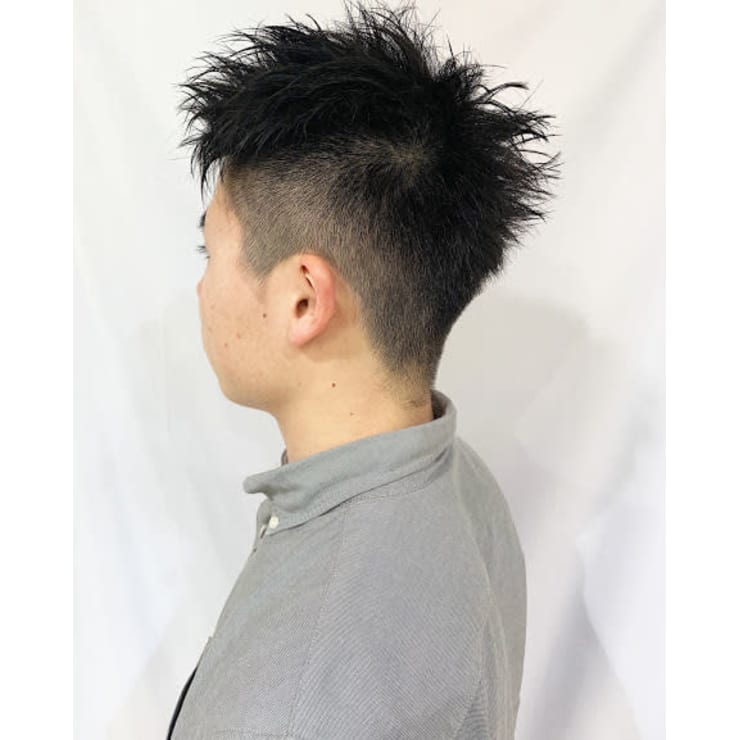 メンズ刈り上げモヒカンショート E M A Assort イーエムエーアソート のヘアスタイル 美容院 美容室を予約するなら楽天ビューティ