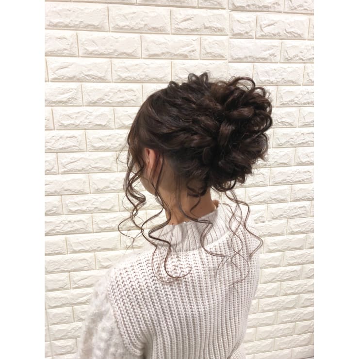 高めアップ Studio Color ヘアセット メイク専門店 スタジオカラーヘアセットアンドメイクセンモンテン のヘアスタイル 美容院 美容室 を予約するなら楽天ビューティ