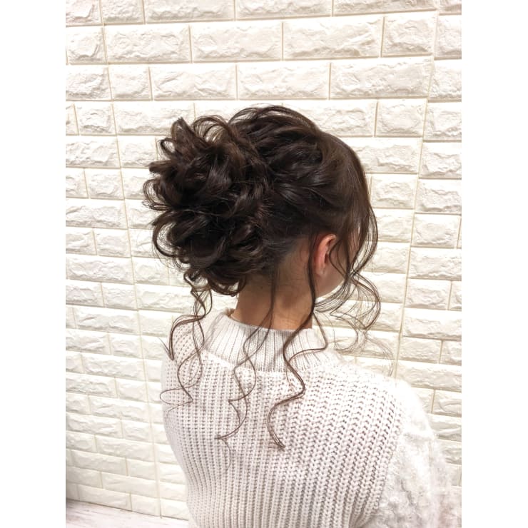 高めアップ Studio Color ヘアセット メイク専門店 スタジオカラーヘアセットアンドメイクセンモンテン のヘアスタイル 美容院 美容室 を予約するなら楽天ビューティ