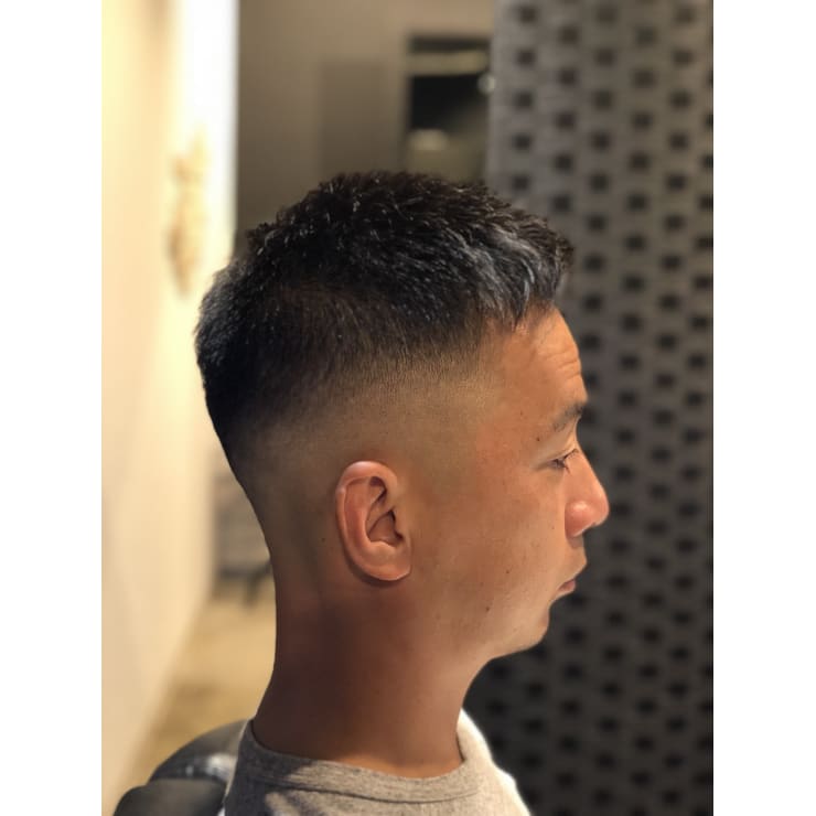 スキンフェード ベリーショートスタイル Bar Ber Shop Regalo バーバーショップレガロ のヘアスタイル 美容院 美容室を予約するなら楽天ビューティ