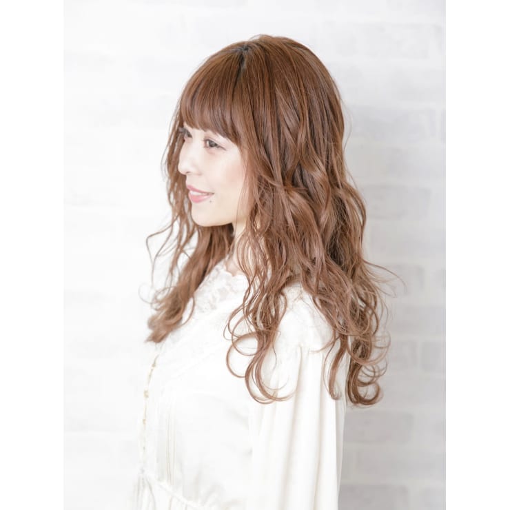ロングくせ毛風パーマスタイル Aphrodite銀座 Aphrodite Ginza アフロディーテ ギンザ のヘアスタイル 美容院 美容室を予約するなら楽天ビューティ