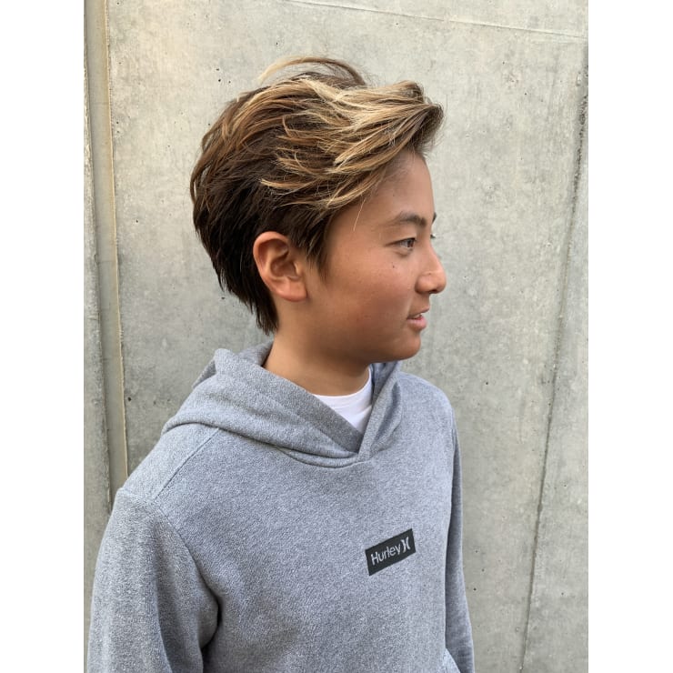 サーファーカット Beautrium 七里ヶ浜 ビュートリアム のヘアスタイル 美容院 美容室を予約するなら楽天ビューティ
