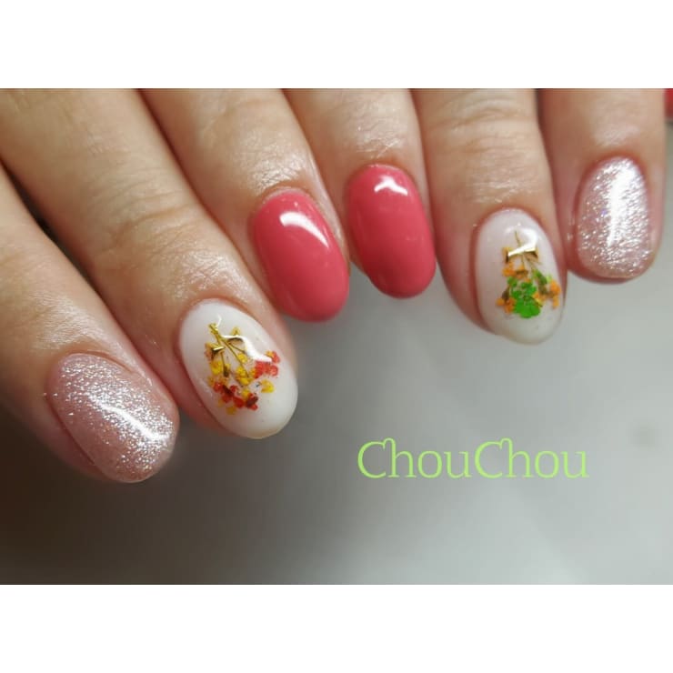 旬なアートをいち早くご提供 Nail Salon Chou Chou ネイルサロンシュシュ のこだわり特集 ネイル まつげサロン を予約するなら楽天ビューティ