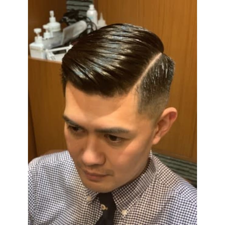 メンズカット ポンパドール フェード ヘアーモードキクチ 銀座店 ヘアーモードキクチ のヘアスタイル 美容院 美容室を予約するなら楽天ビューティ