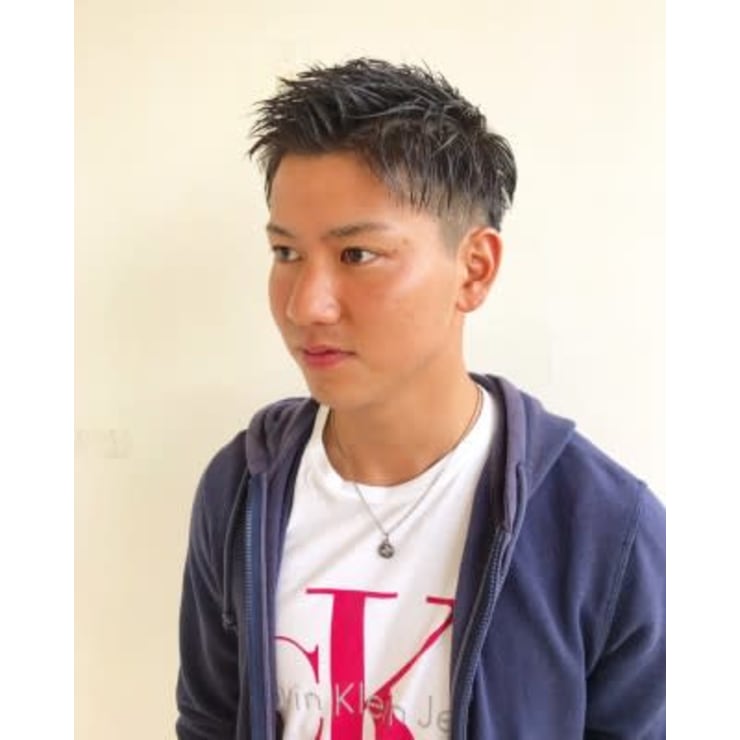 メンズツーブロックショート アップバング 黒髪 短髪 crea能見台 クレアノウケンダイ のヘアスタイル 美容院 美容室を予約するなら楽天ビューティ メンズツーブロックショート アップバング 黒髪 短髪 crea能見台 クレアノウケンダイ のヘアスタイル 美容院 美容室を予約するなら楽天ビューティ