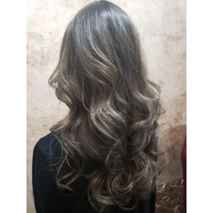 シルバーアッシュグラデーション | Anphi 新杉田(アンフィシンスギタ