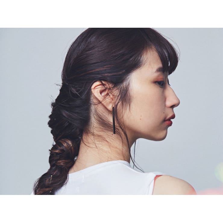 特別な日は特別ヘアセット 編み込み ゴールドピンで ヘアセット 43 Nero Hair And Lifestore ネロヘアアンドライフストア のこだわり特集 美容院 美容室を予約するなら楽天ビューティ