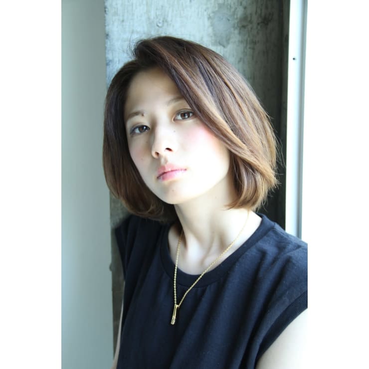前髪長めのまとまるボブスタイル Endoa エンドア のヘアスタイル 美容院 美容室を予約するなら楽天ビューティ