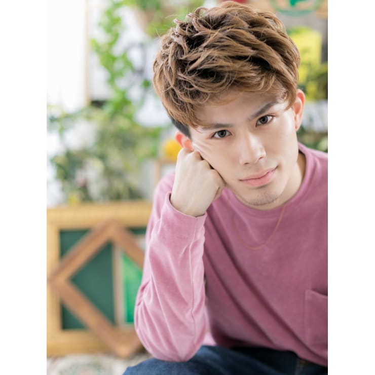 男らしさup 刈り上げ ワイルドアップバング エアリーカール Cover Hair Bliss 北浦和西口店 カバーヘアブリス キタウラワニシグチテン のヘアスタイル 美容院 美容室を予約するなら楽天ビューティ