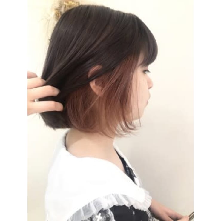 ショコラ ピンク インナーカラー Marju銀座 マージュギンザ のヘアスタイル 美容院 美容室を予約するなら楽天ビューティ