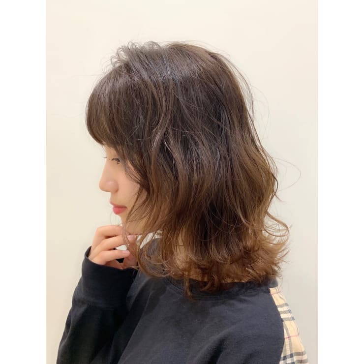 黒染めからの自然なトーンアップグラデーション Hair Make Opsis オプシス のヘアスタイル 美容院 美容室を予約するなら楽天ビューティ 黒染めからの自然なトーンアップグラデーション Hair Make Opsis オプシス のヘアスタイル 美容院 美容室を予約するなら楽天ビューティ