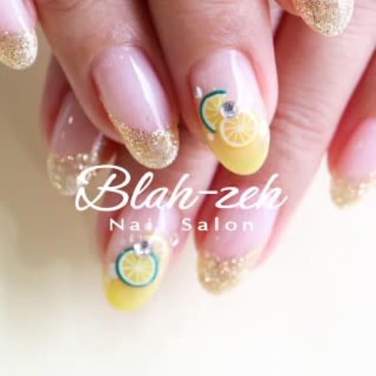 夏のレモンネイル Blah Zeh ブラゼ のネイルデザイン ネイル まつげサロンを予約するなら楽天ビューティ