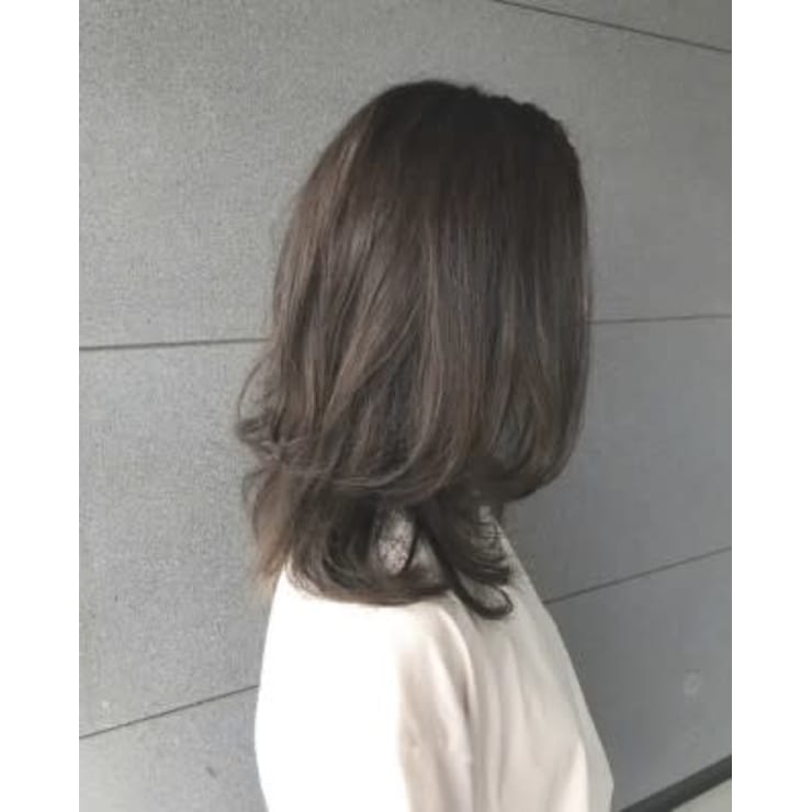 ミディアム ミントアッシュグレー 半個室型美容室 Sourire 春日店 ハンコシツガタビヨウシツ スーリール カスガテン のヘアスタイル 美容院 美容室を予約するなら楽天ビューティ