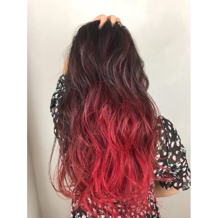 バレイヤージュ レッド グラデーション 赤 エアータッチ Brocante Luxbeブロカントラックスビー立川北口店 ブロカントラックスビータチカワキタグチテン のヘアスタイル 美容院 美容室を予約するなら楽天ビューティ