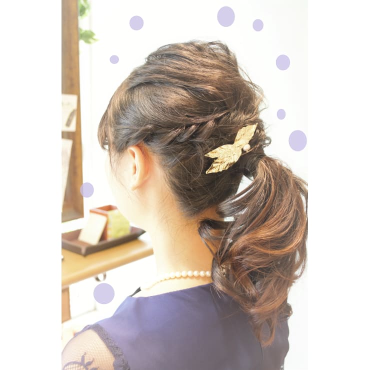 結婚式 二次会 ルーズなポニーテール Gold Woodpecker ゴールドウッドペッカー のヘアスタイル 美容院 美容室を予約するなら楽天ビューティ