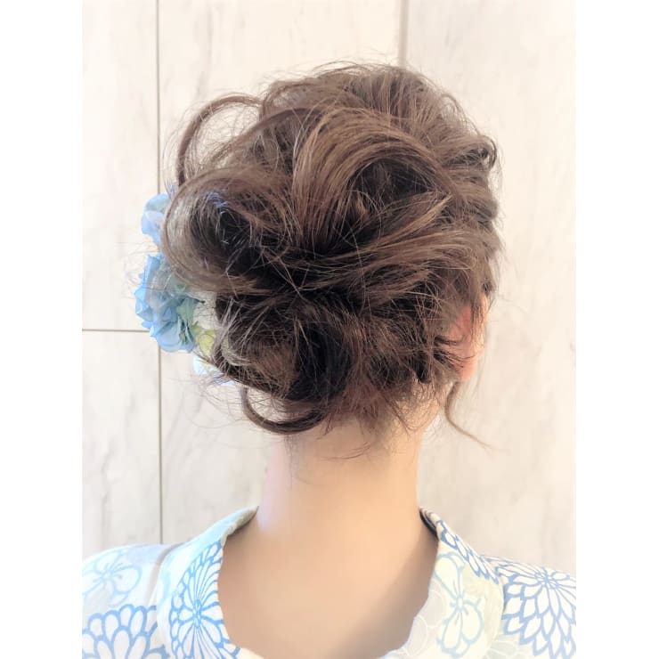 短い髪でもまとめられる浴衣ヘア Hair Make Opsis オプシス のヘアスタイル 美容院 美容室を予約するなら楽天ビューティ