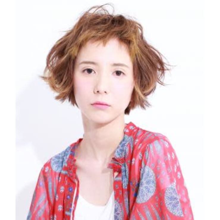 Air Osaka 遠藤 隆弘 カジュアルショートバング Air Osaka エアーオオサカ のヘアスタイル 美容院 美容室を予約するなら楽天ビューティ