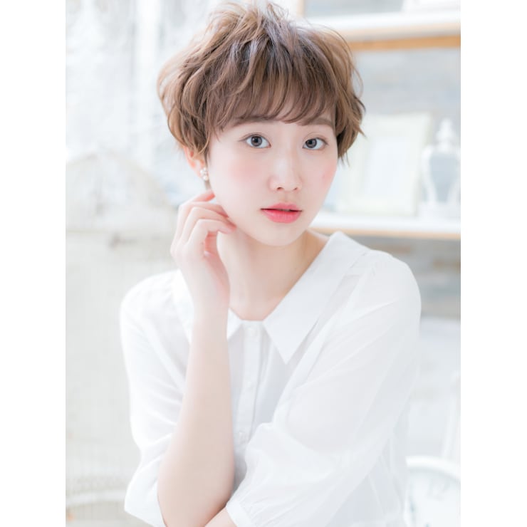 アシンメトリー外国人風ふわふわウェーブショート くせ毛風 | COVER