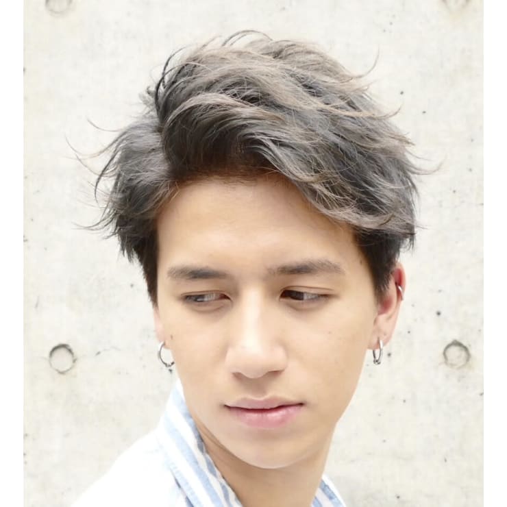 ワイルドアップバング スパイラルパーマ Fifth フィフス のヘアスタイル 美容院 美容室を予約するなら楽天ビューティ