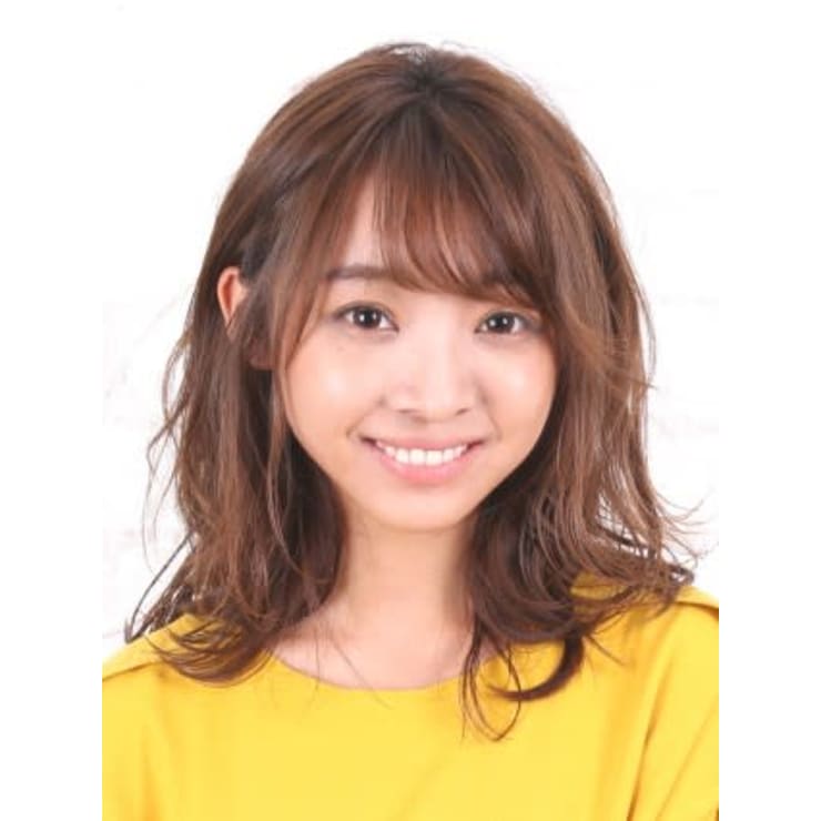 小顔効果抜群の斜めバングミディ Hair Make Earth 沖縄泡瀬店 ヘアメイクアースオキナワアワセテン のヘアスタイル 美容院 美容室を予約するなら楽天ビューティ