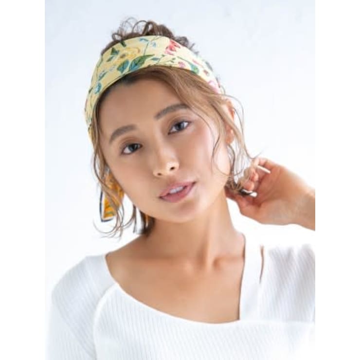 大人可愛いバンダナアレンジ Hair Make Earth 八潮店 ヘアメイクアースヤシオテン のヘアスタイル 美容院 美容室を予約するなら楽天ビューティ 大人可愛いバンダナアレンジ Hair Make Earth 八潮店 ヘアメイクアースヤシオテン のヘアスタイル 美容院 美容室を予約するなら楽天ビューティ
