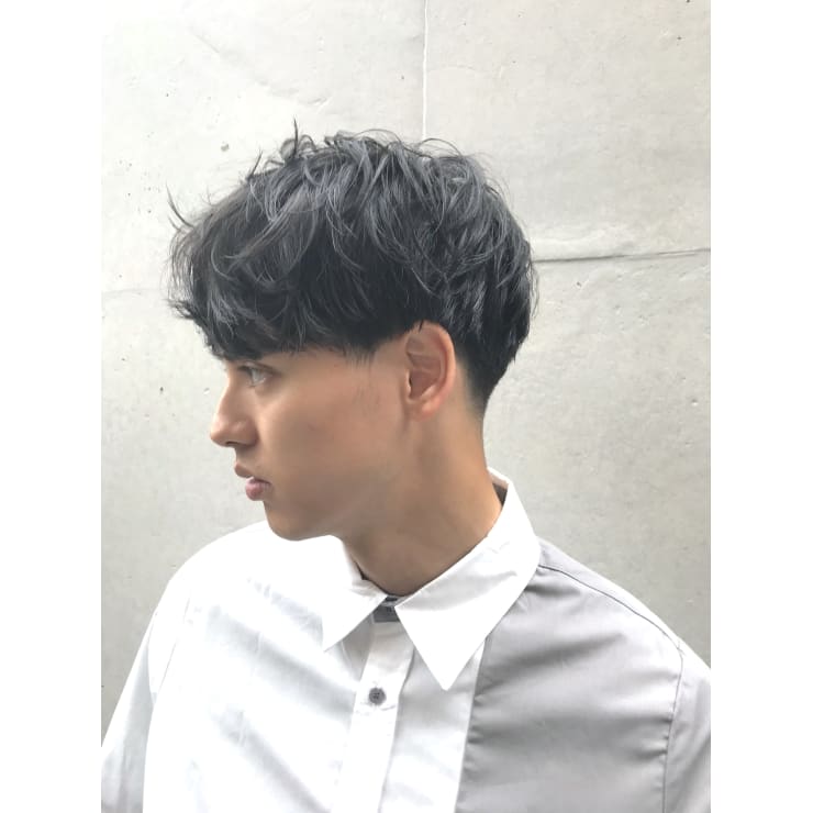 ２ブロック マッシュくせ毛風パーマ Atelier Ittowa アトリエイトワ のヘアスタイル 美容院 美容室を予約するなら楽天ビューティ