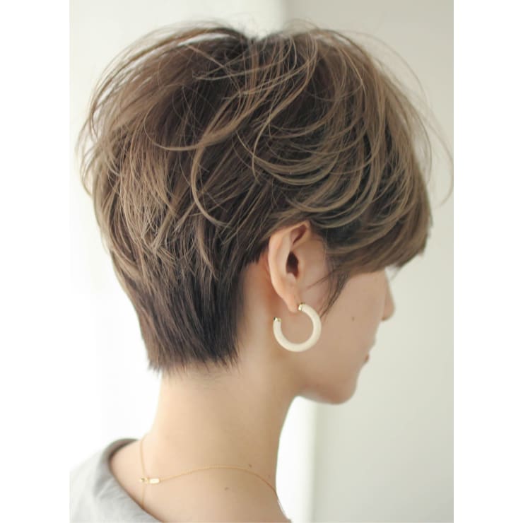 面長の方におすすめのひし形ショートヘア Circus By Beautrium 青山 サーカスバイビュートリアム アオヤマ のヘアスタイル 美容院 美容室を予約するなら楽天ビューティ