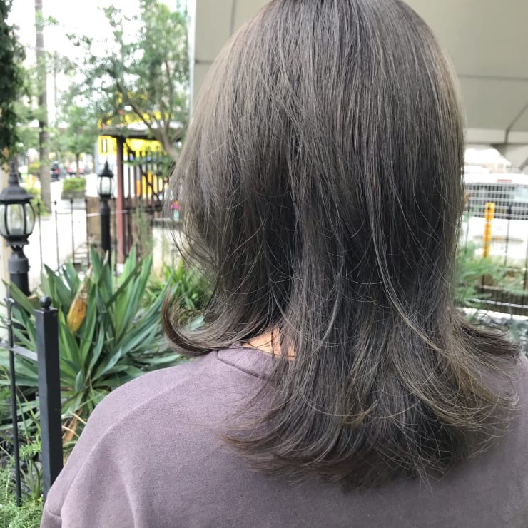 グレイッシュカラー Bricolage ブリコラージュ のヘアスタイル 美容院 美容室を予約するなら楽天ビューティ