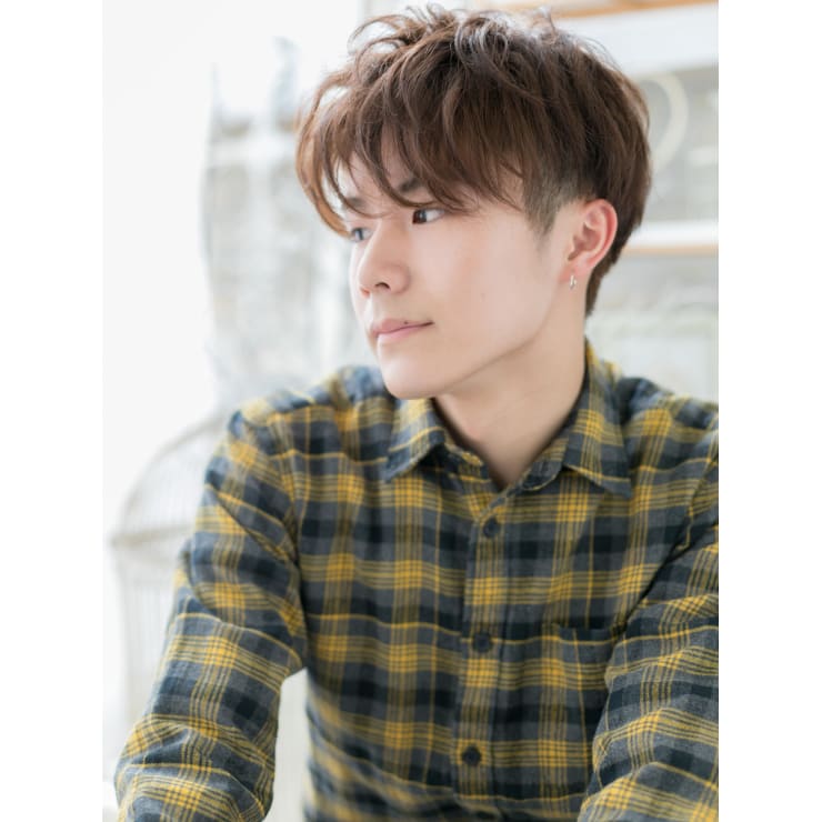 くせ毛風パーマのイケメン ソフトツーブロック 個性的 Mod S Hair 上尾 モッズヘア 上尾西口店 髪質改善 縮毛矯正 ヘッドスパ モッズヘア アゲオニシグチテン のヘアスタイル 美容院 美容室を予約するなら楽天ビューティ