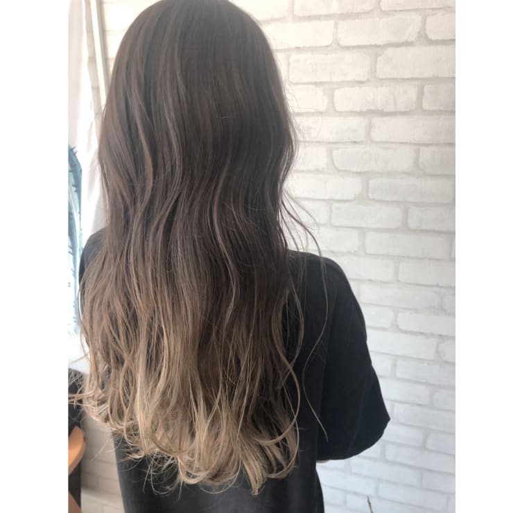 グラデーションカラー Coco Terrace ココテラス のヘアスタイル 美容院 美容室を予約するなら楽天ビューティ