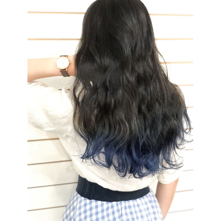ブルーグラデーションカラー Coco Terrace ココテラス のヘアスタイル 美容院 美容室を予約するなら楽天ビューティ