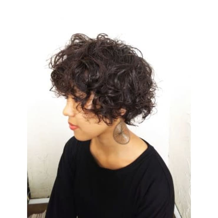 Reir下北沢 スパイラルパーマ マニッシュボブ Reir 下北沢 レイール シモキタザワ のヘアスタイル 美容院 美容室を予約するなら楽天ビューティ
