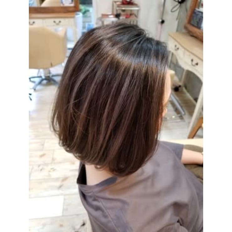 ボブ ブリーチなしハイライト Another Sky アナザースカイ のヘアスタイル 美容院 美容室を予約するなら楽天ビューティ