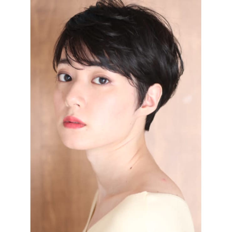 大人のお手入れ簡単ショートカット Beautrium Ginza ビュートリアム のヘアスタイル 美容院 美容室を予約するなら楽天ビューティ