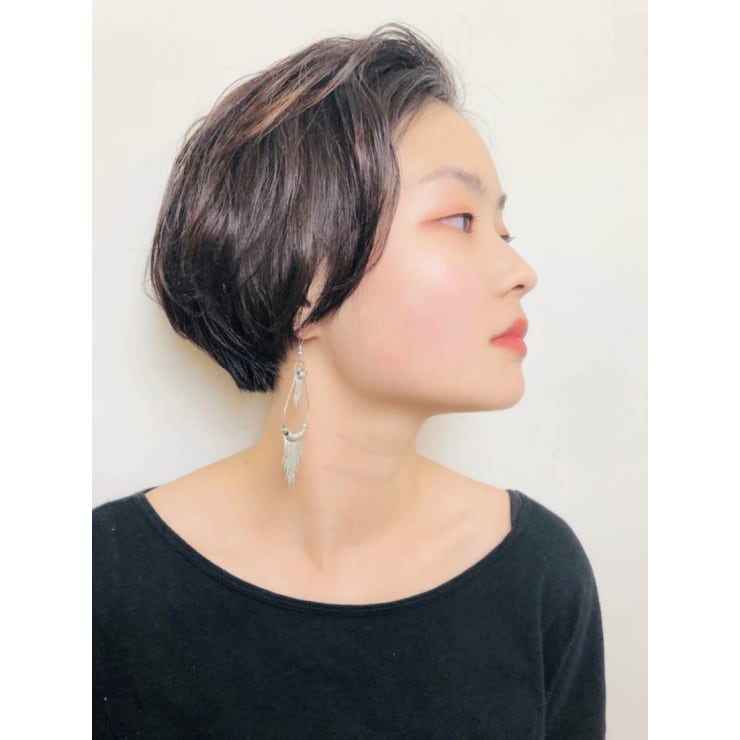 かきあげショートボブ Renjishi Kichijoji レンジシ のヘアスタイル 美容院 美容室を予約するなら楽天ビューティ