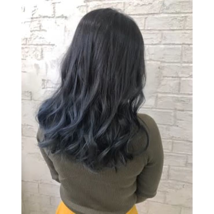 グラデーションネイビーブルーブラック韓国風無造作4050 Prize 池袋西口店 プライズ のヘアスタイル 美容院 美容室を予約するなら楽天ビューティ