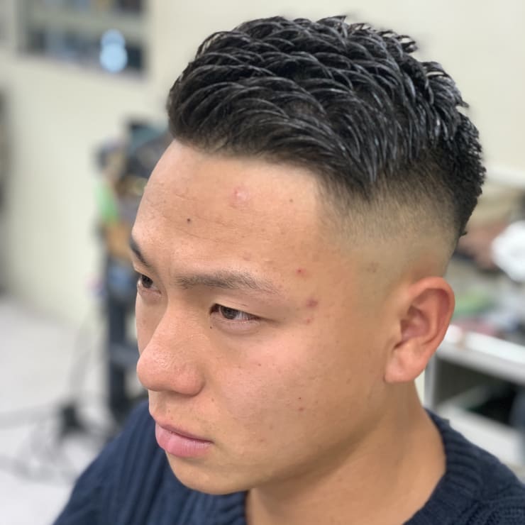 スキンフェードカットフェードスタイル Hair Ales Harajuku ヘアーアレス ハラジュク のヘアスタイル 美容院 美容室を予約するなら楽天ビューティ