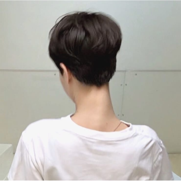 頭の形 首のラインが綺麗に見えるショートカットヘアー Beautrium 福岡 ビュートリアム のヘアスタイル 美容院 美容室を予約するなら楽天ビューティ