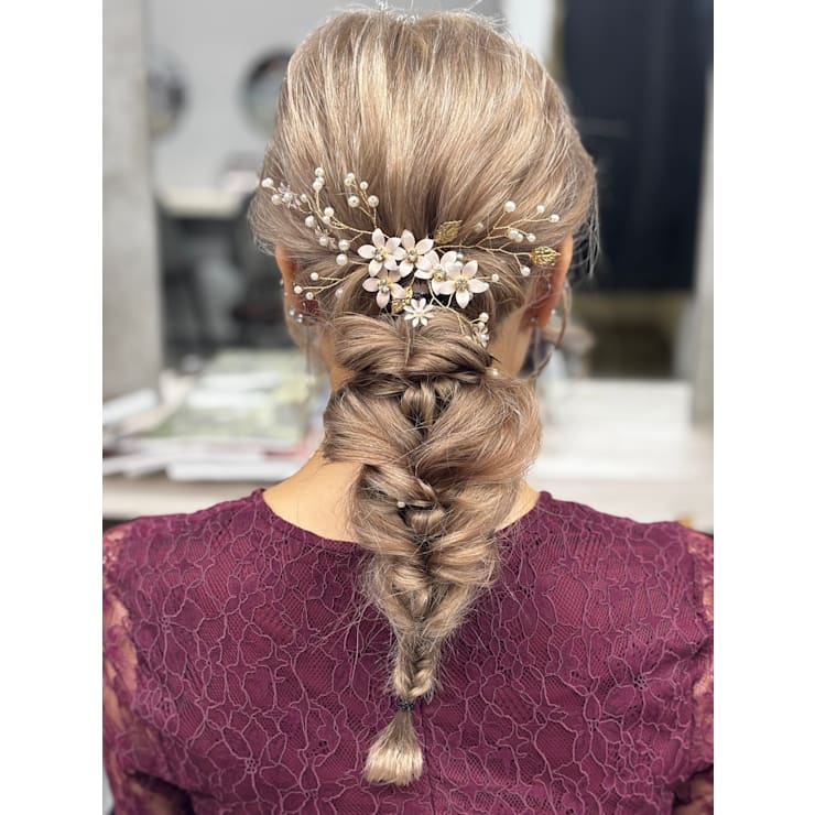 週末はヘアアレンジがオススメです Amble Luxe 池袋 アンブル リュクス アンブルリュクスイケブクロ のこだわり特集 美容院 美容室を予約するなら楽天ビューティ