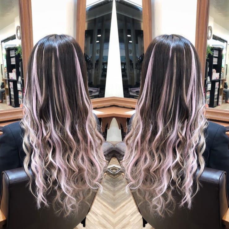 ラベンダーハイライトエクステ Loco ロコ のヘアスタイル 美容院 美容室を予約するなら楽天ビューティ