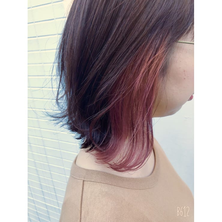 インナーカラー サーモンピンク Alice アリス のヘアスタイル 美容院 美容室を予約するなら楽天ビューティ