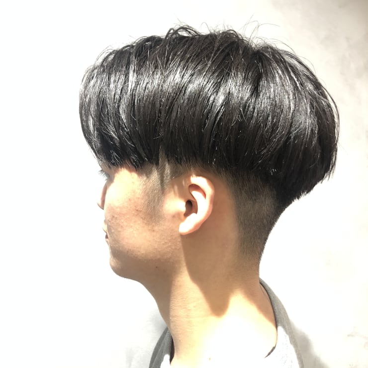 メンズセンターパート Grace By Afloat 梅田店 グレース バイ アフロート ウメダテン のヘアスタイル 美容院 美容室 を予約するなら楽天ビューティ