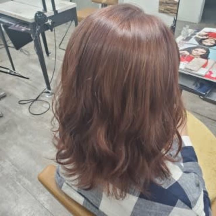 ラベンダーブラウン ハイトーンカラーアッシュ ボブ Prize Iris 池袋東口店 プライズアイリス イケブクロヒガシグチテン のヘアスタイル 美容院 美容室を予約するなら楽天ビューティ