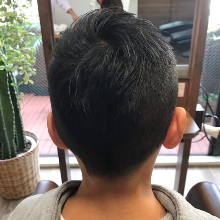 キッズソフトモヒカン Hair Salon Sr エスアール のヘアスタイル 美容院 美容室を予約するなら楽天ビューティ キッズソフトモヒカン Hair Salon Sr エスアール のヘアスタイル 美容院 美容室を予約するなら楽天ビューティ