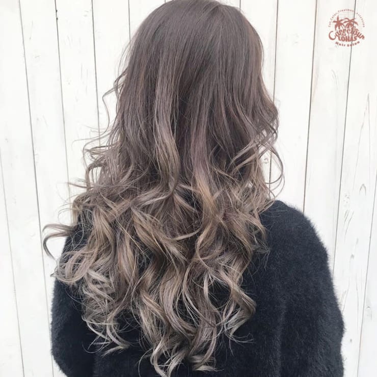 成人式にも活躍するグラデーションカラー Lohas ロハス のヘアスタイル 美容院 美容室を予約するなら楽天ビューティ