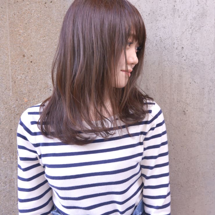 重めミディアム Centro By Zect セントロ バイ ゼクト のヘアスタイル 美容院 美容室を予約するなら楽天ビューティ